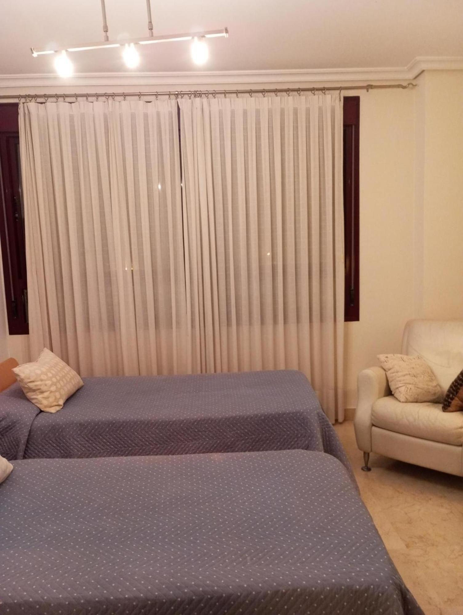 Apartament Edificio Trovador Sewilla Zewnętrze zdjęcie